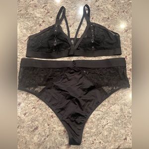 Torrid Lace Embellished Set